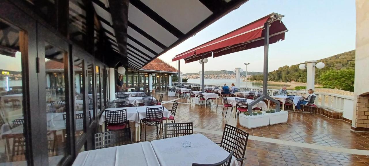 Mobile Home Lux Otok Murter Jezera Luaran gambar