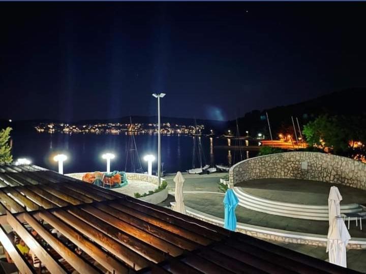 Mobile Home Lux Otok Murter Jezera Luaran gambar